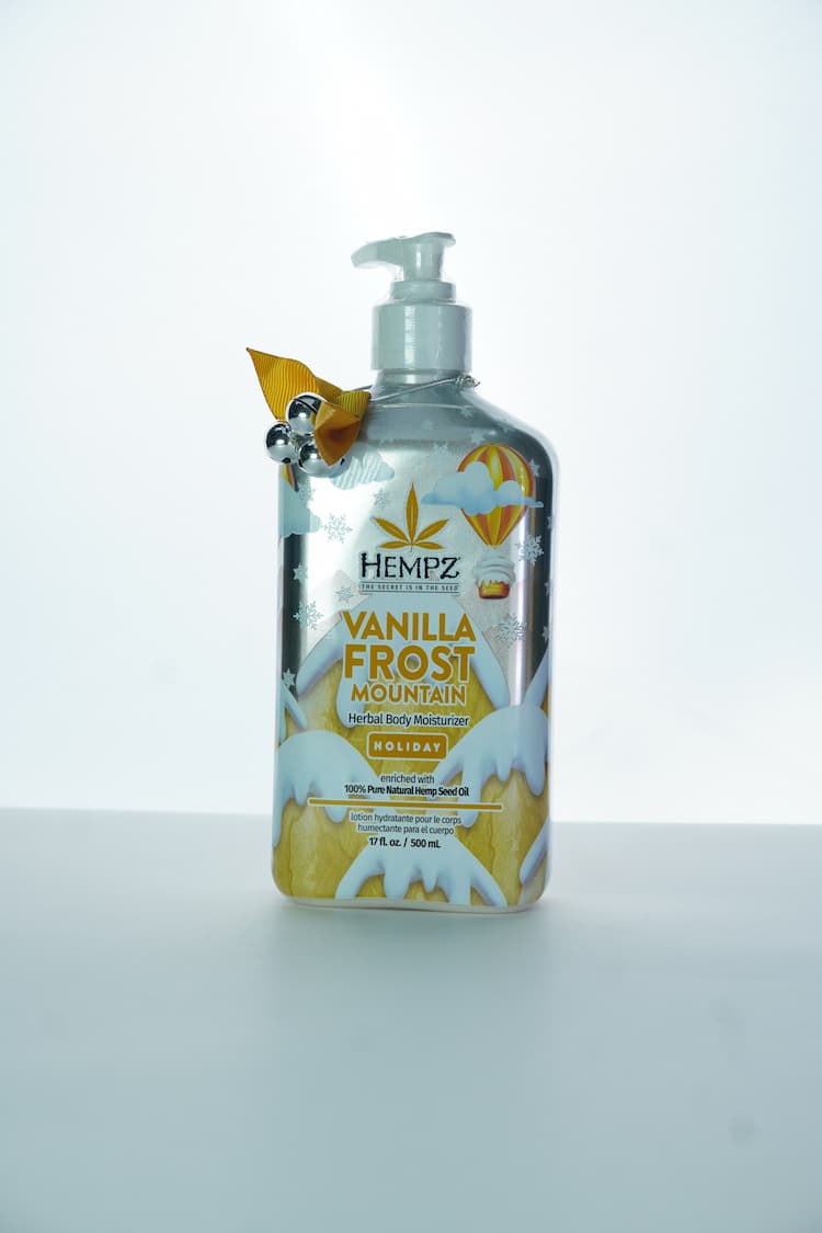 Hempz Vanilla frost mountain herbal body moisturizer